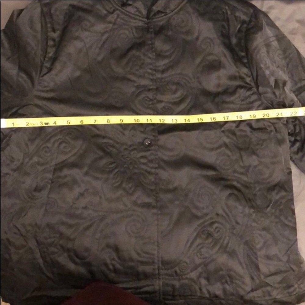 Classic Elements Black Satin Jacket, size L (Petite) - Picture 7 of 7